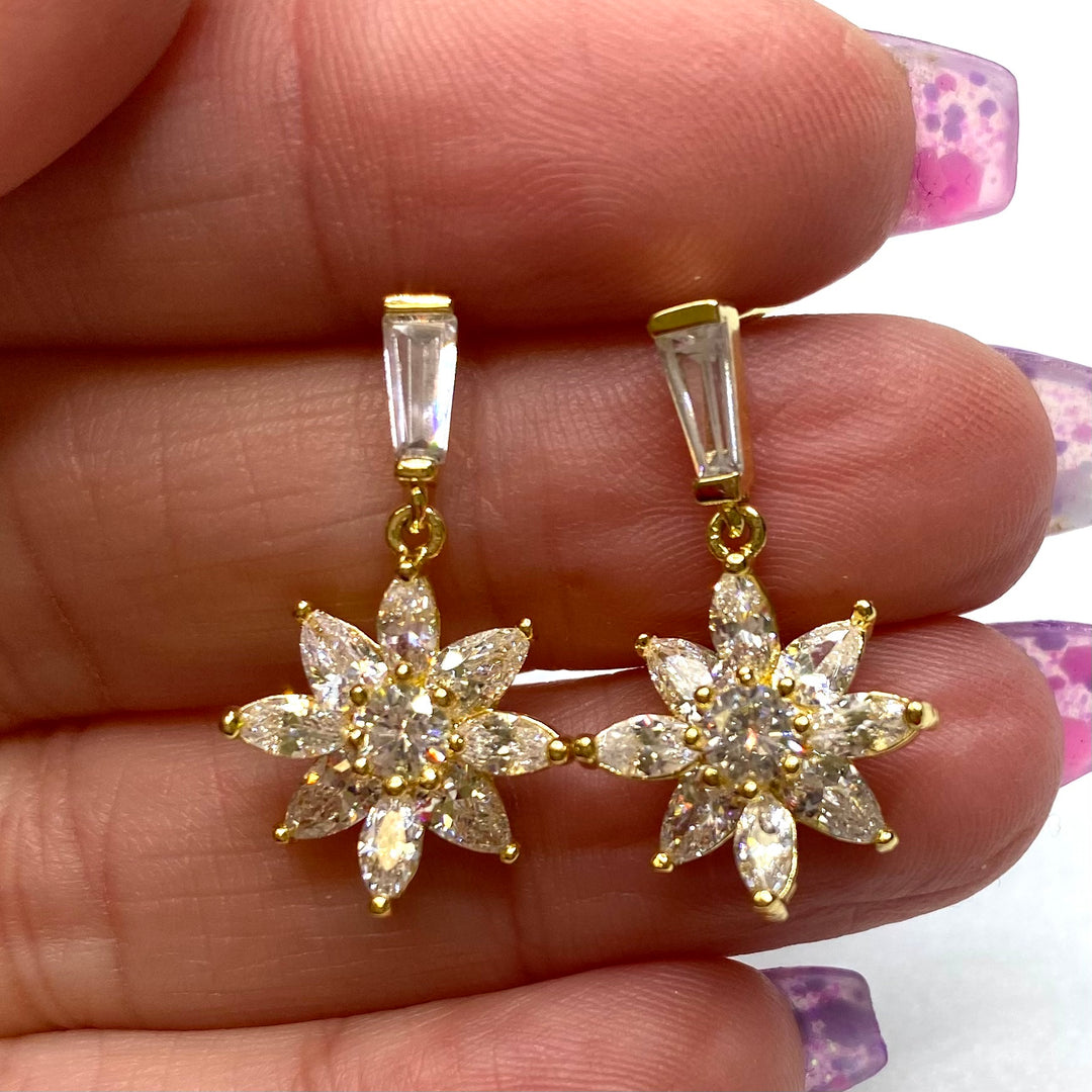 Earring Cubic Zirconia Star Flower