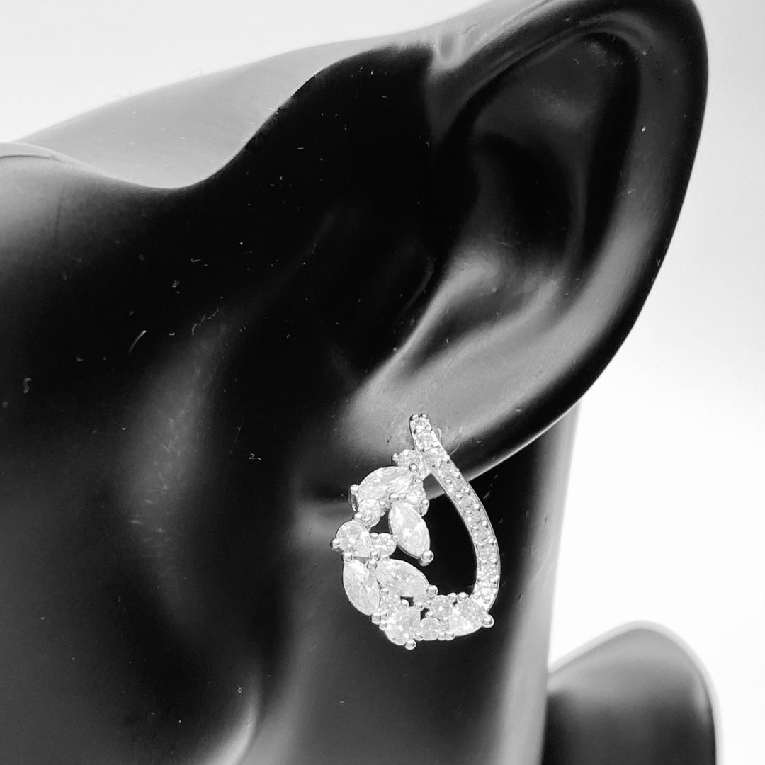 Earring Cubic Zirconia Floral Tear Design