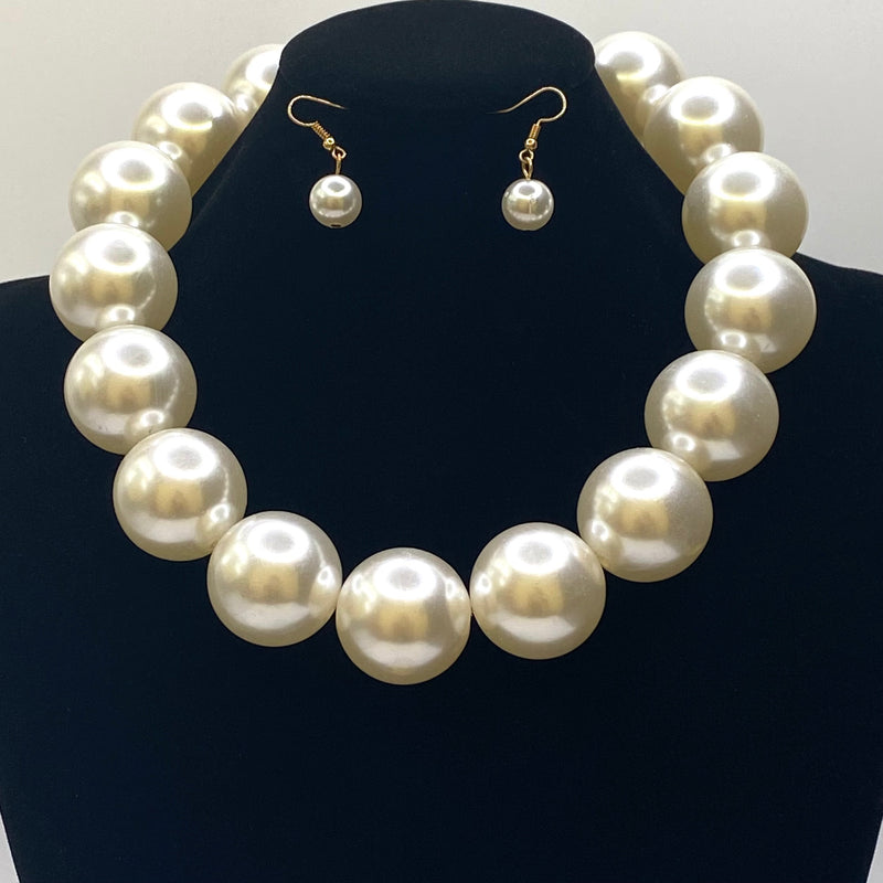 Large Pearl and Silver Pendant | Sakamoto Designs